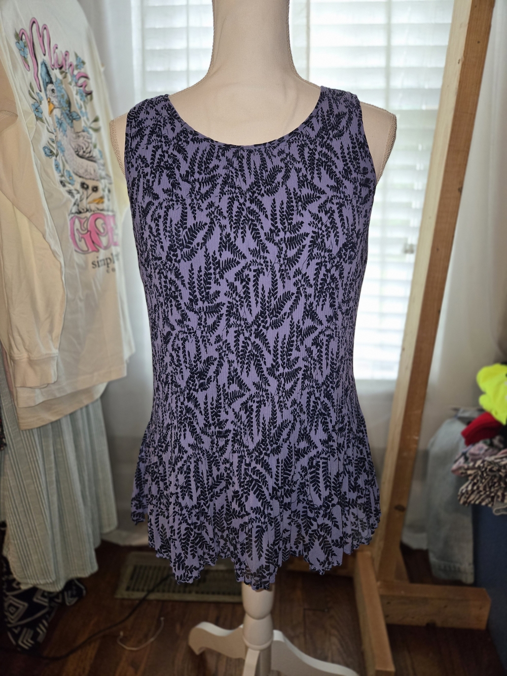 Roz & Ali Lavender Tank with Black Fern Print